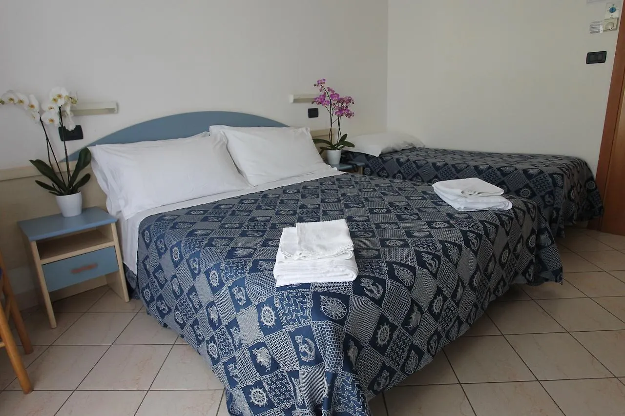 Hotel Giorg - Waterpark Included Rimini 3*,